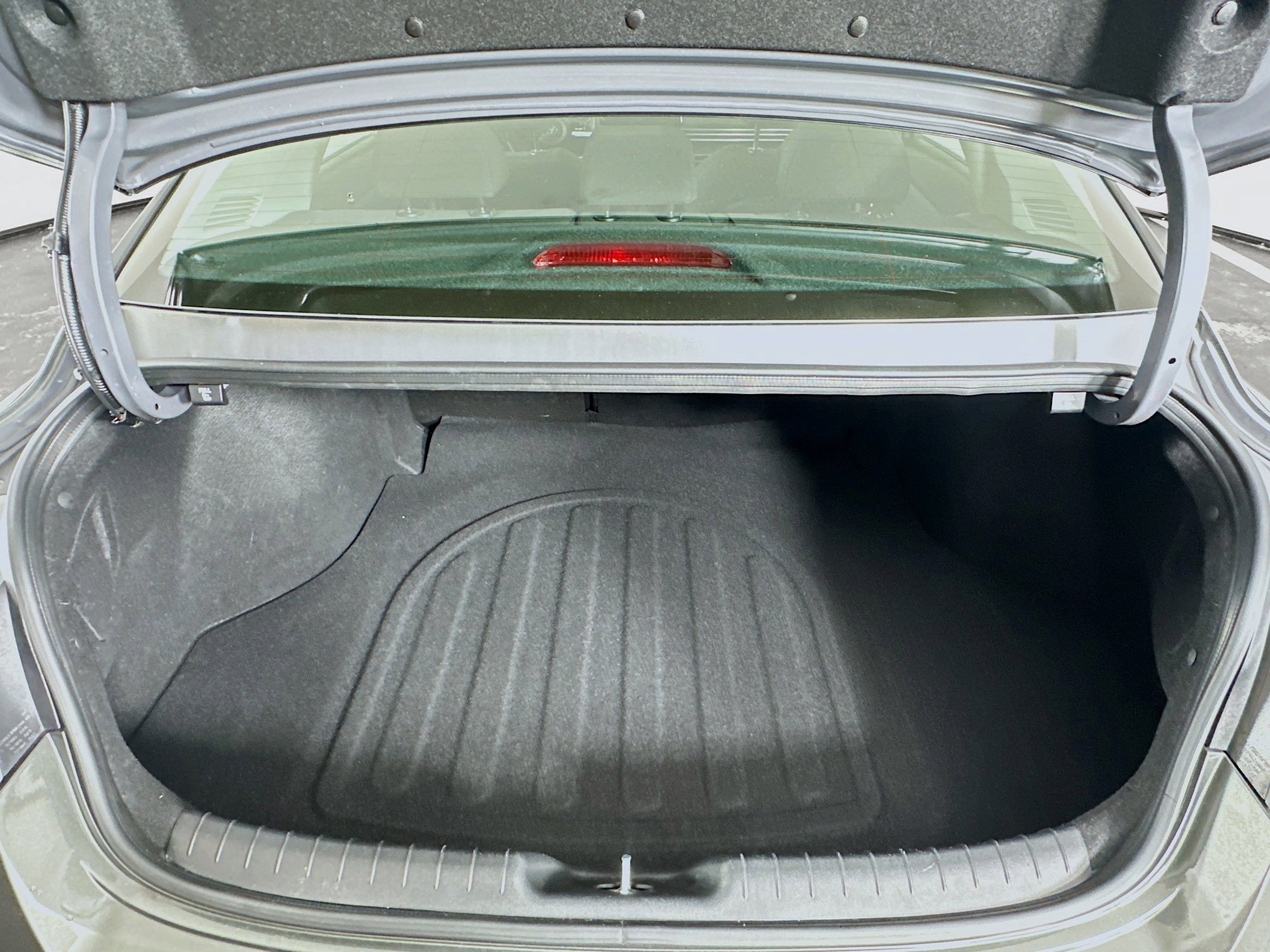 Used 2025 Hyundai Elantra SEL image 29