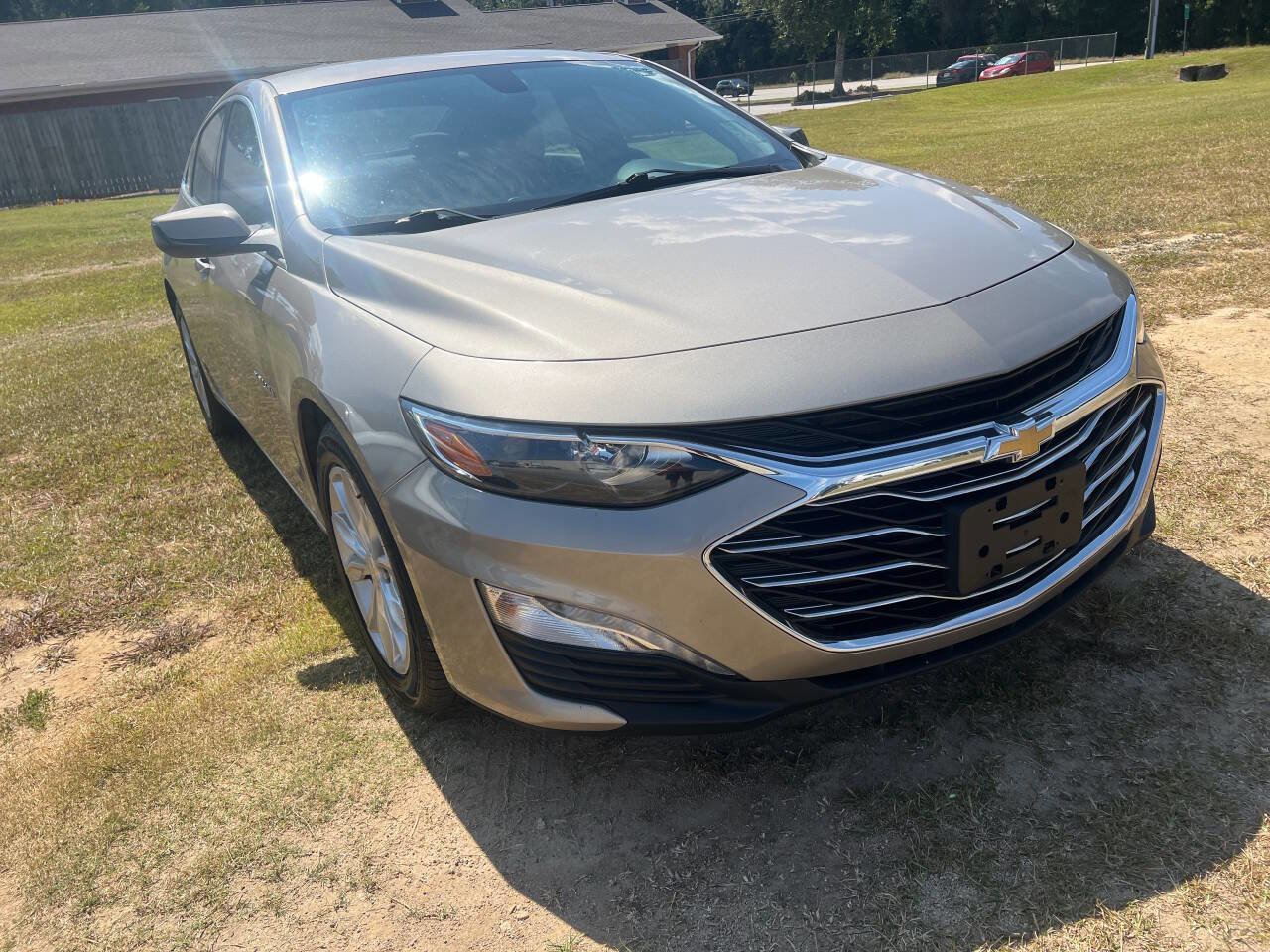 Used 2022 Chevrolet Malibu LT FWD image 3