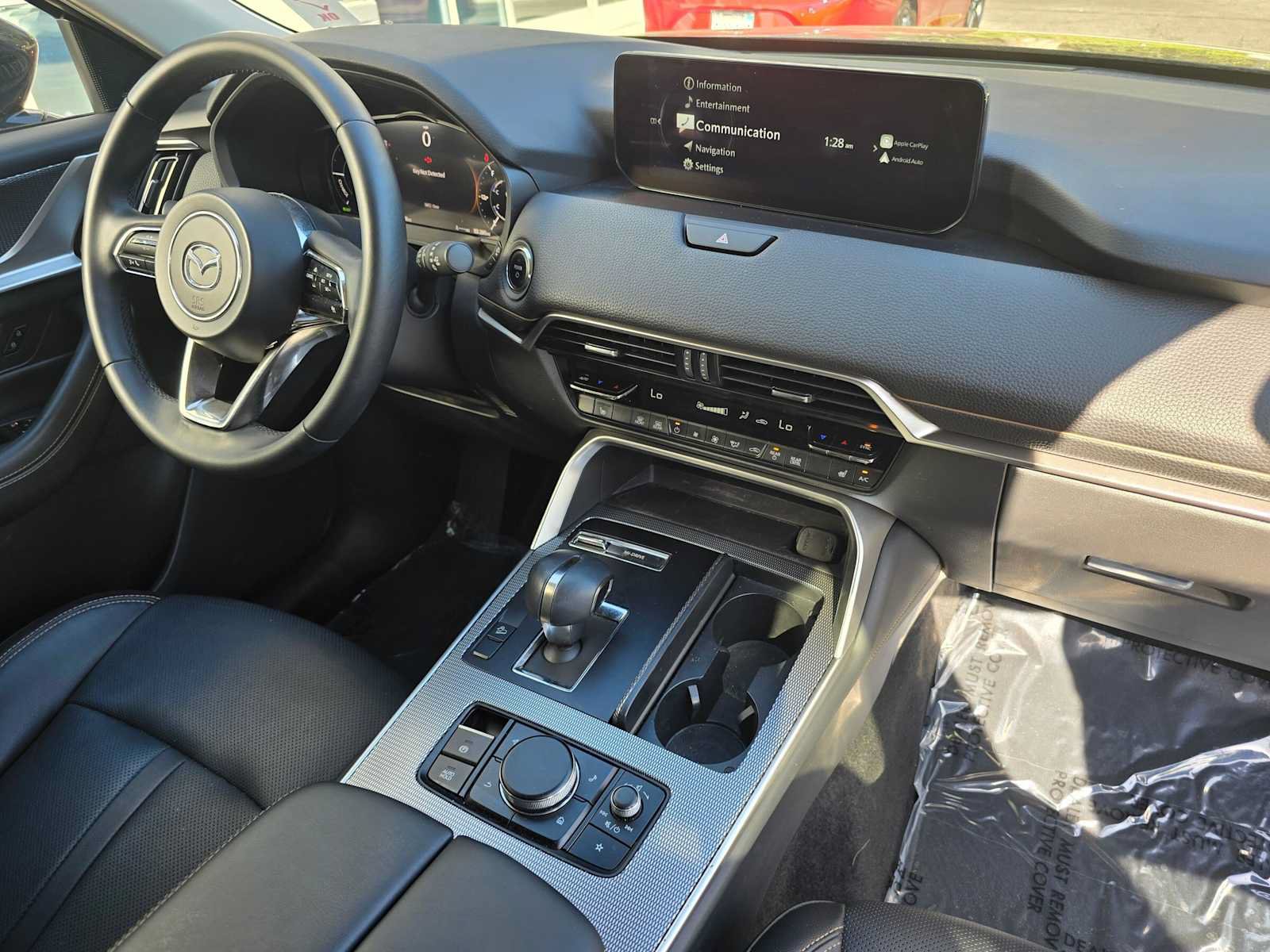 Used 2024 MAZDA CX-90 Plug-In Hybrid w/ Preferred AWD/4WD image 10