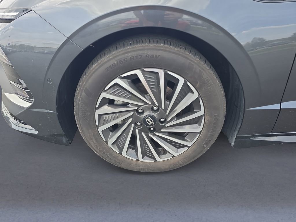 Used 2024 Hyundai Sonata Limited FWD image 10