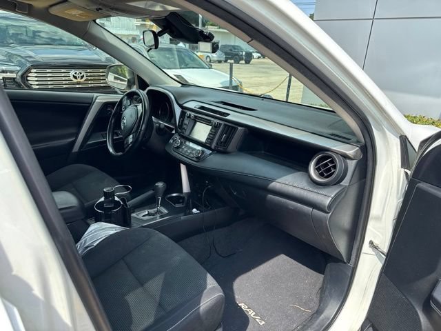 Used 2018 Toyota RAV4 XLE w/ Plus Extra Value Package FWD image 13