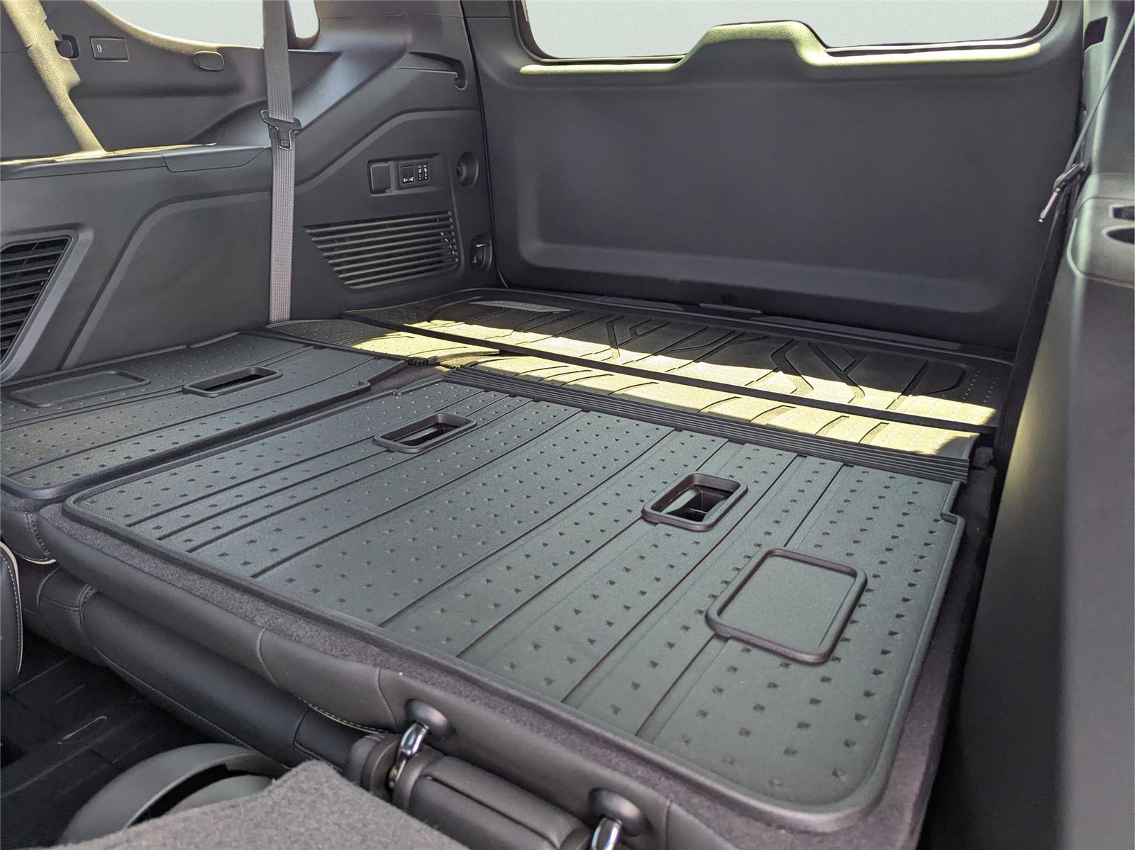 New 2026 Chevrolet Tahoe Premier w/ Sun And Tow Package image 33