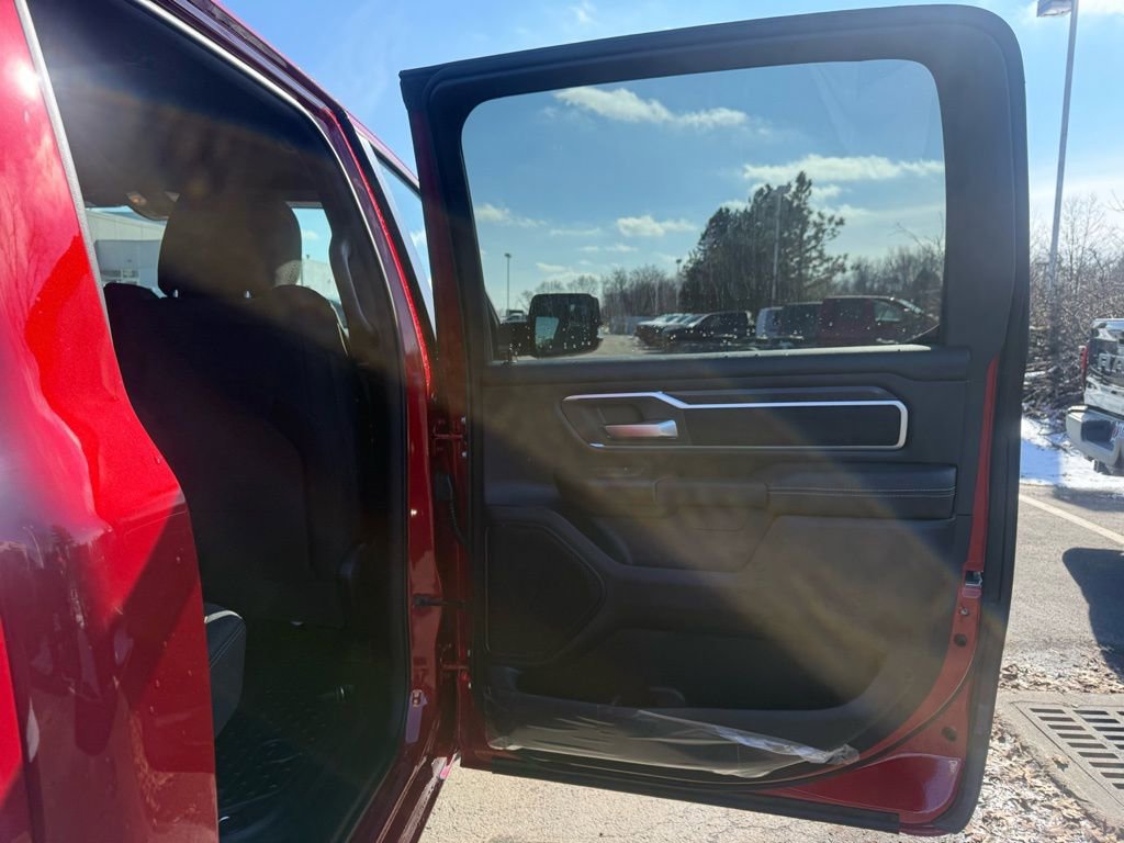New 2026 RAM 1500 4x4 Crew Cab image 24