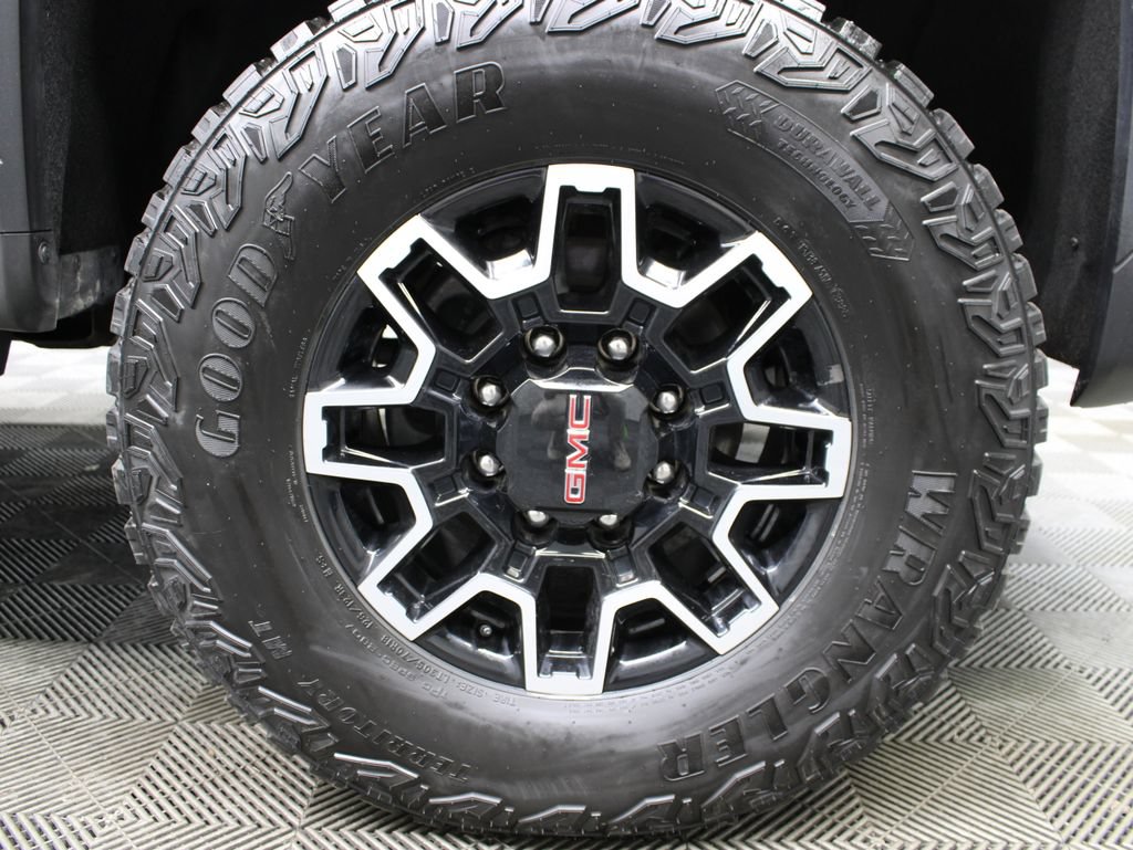 Used 2026 GMC Sierra 2500 AT4X w/ LPO, Black Badging Package AWD/4WD image 13