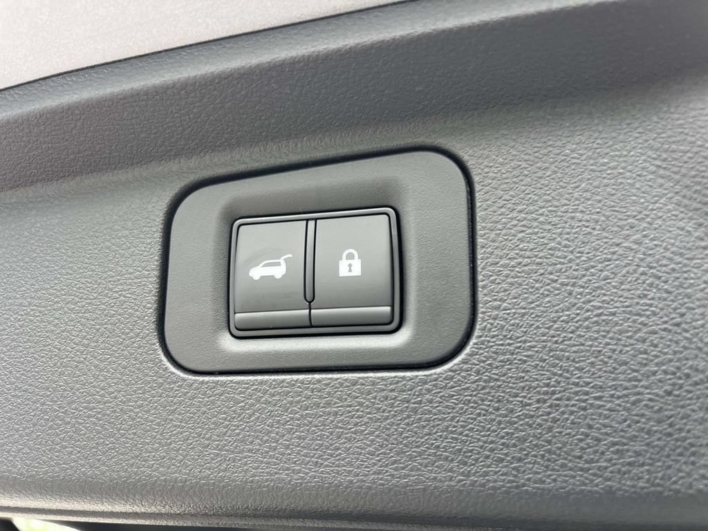 New 2026 Nissan Armada Platinum AWD/4WD image 12
