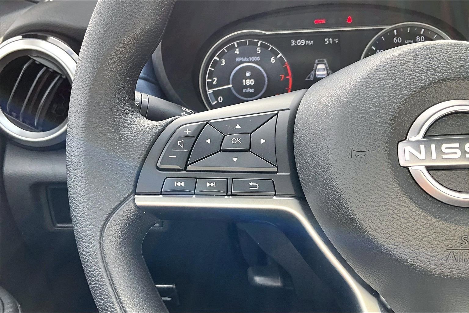Used 2025 Nissan Versa SV w/ Trunk Package image 3