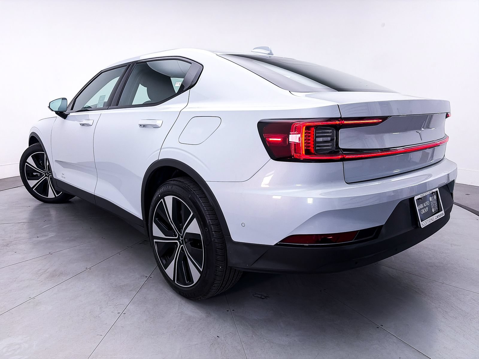Used 2024 Polestar Polestar 2 AWD/4WD image 2