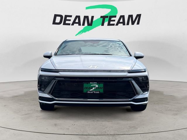 New 2025 Hyundai Sonata SEL FWD image 2