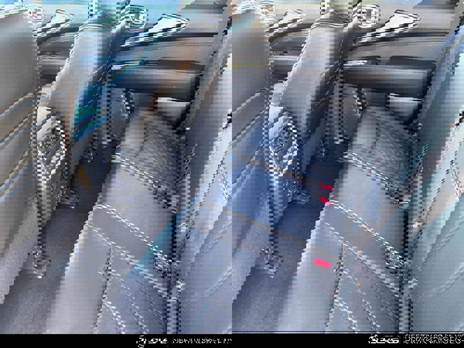 Used 2016 INFINITI QX60 FWD w/ Premium Plus Package image 25