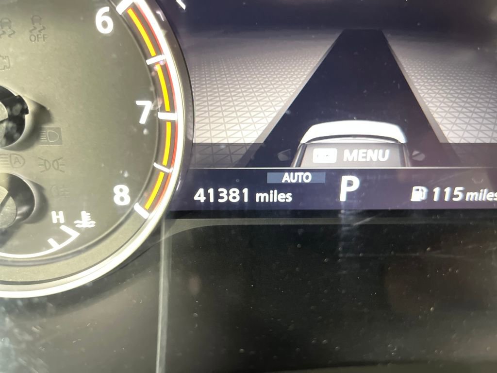 Used 2021 Nissan Rogue SV image 17