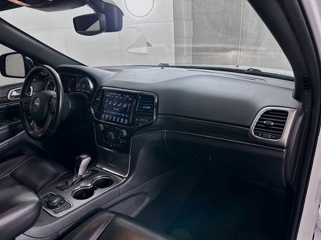 Used 2020 Jeep Grand Cherokee Limited image 29