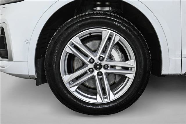 Certified 2024 Audi Q5 e Prestige image 25