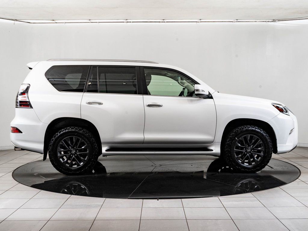 Used 2020 Lexus GX 460 Premium image 11