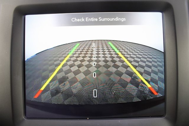 Used 2023 Jeep Cherokee Altitude Lux image 3