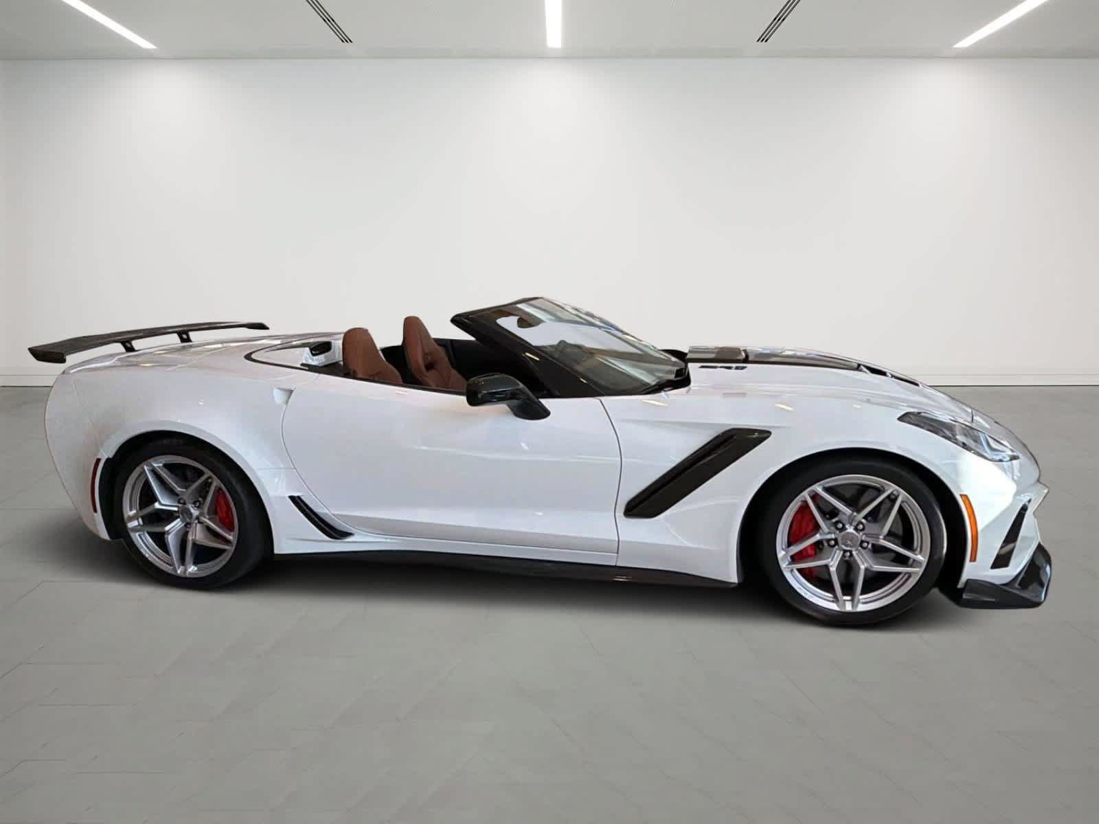 Used 2019 Chevrolet Corvette ZR1 RWD image 6
