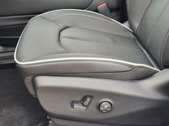 New 2026 Chrysler Pacifica Limited FWD image 19