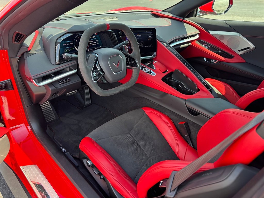 Used 2023 Chevrolet Corvette Stingray Preferred Cpe w/ Engine Appearance Package image 8