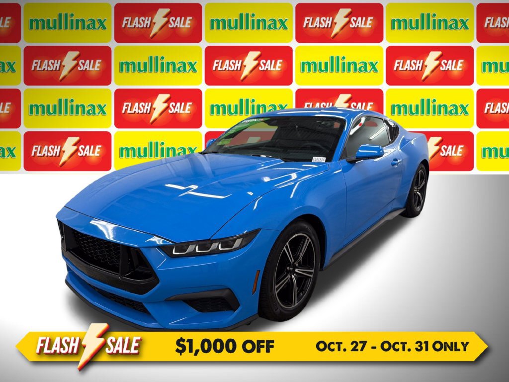 Used 2024 Ford Mustang Coupe RWD image 13