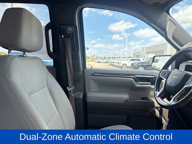 Used 2022 Chevrolet Silverado 1500 LT AWD/4WD image 16