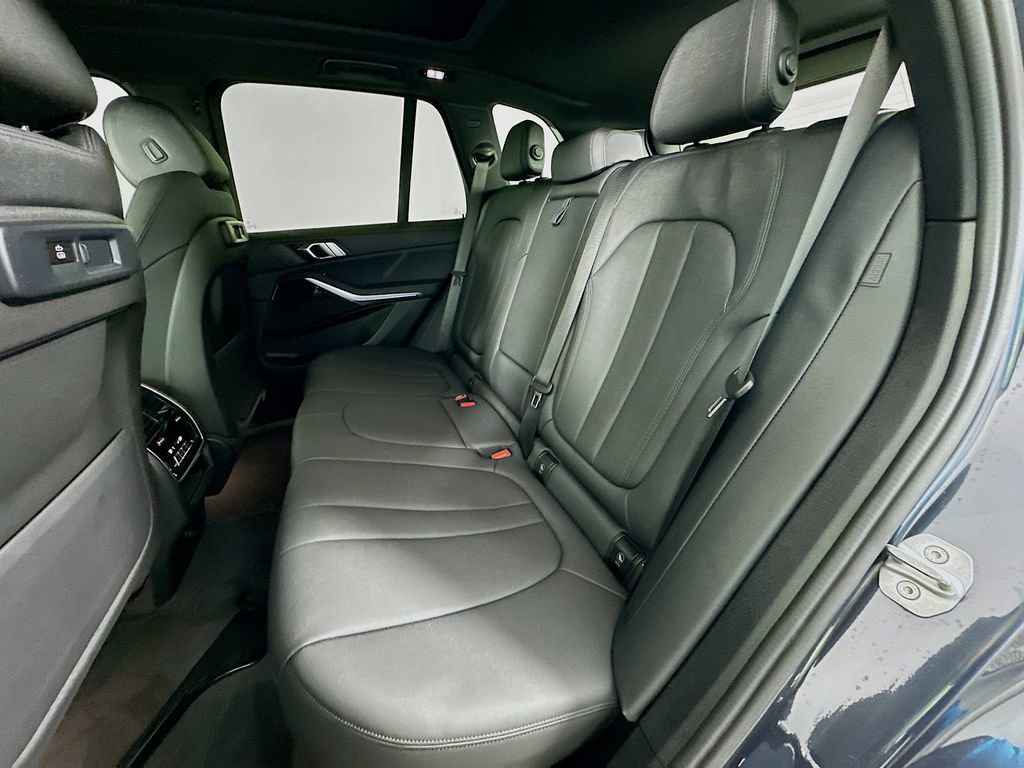 Used 2020 BMW X5 sDrive40i w/ Premium Package image 25