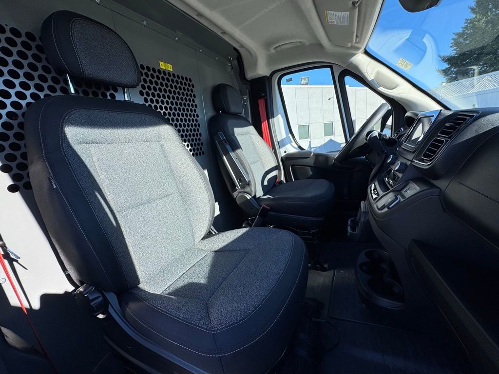 Used 2025 RAM ProMaster 3500 image 21