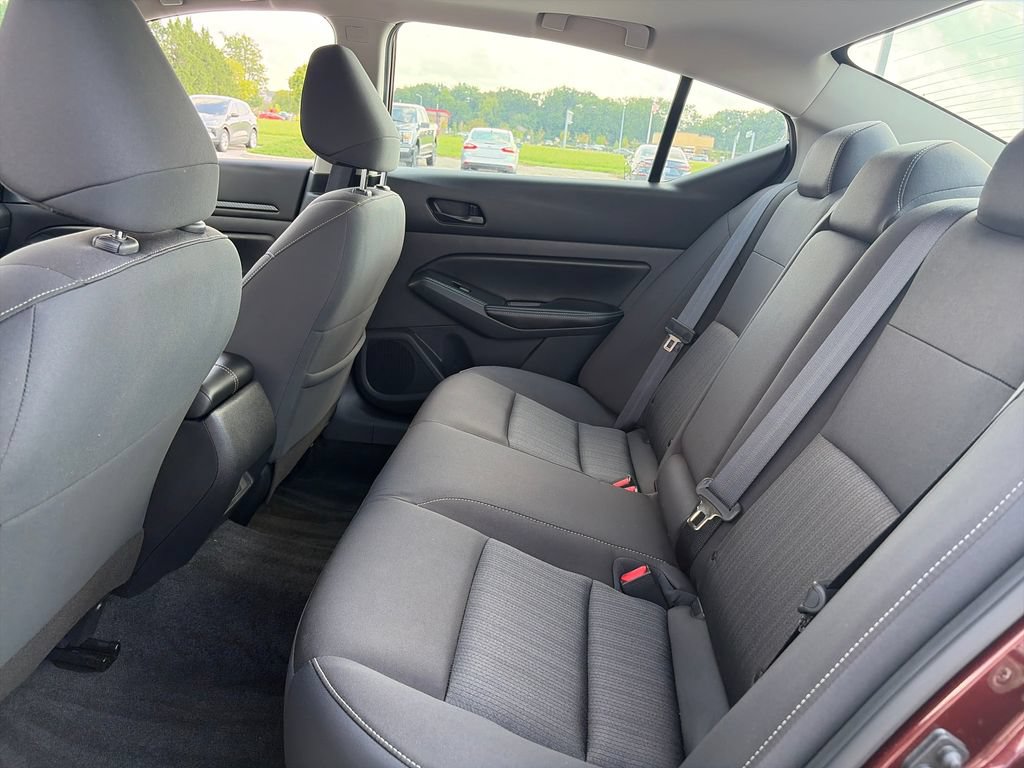 Used 2024 Nissan Altima 2.5 SV w/ SV Premium Package FWD image 26