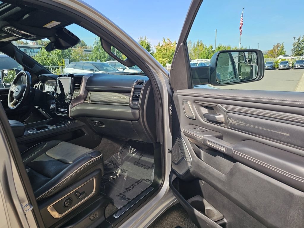 Used 2019 RAM 1500 Limited AWD/4WD image 12