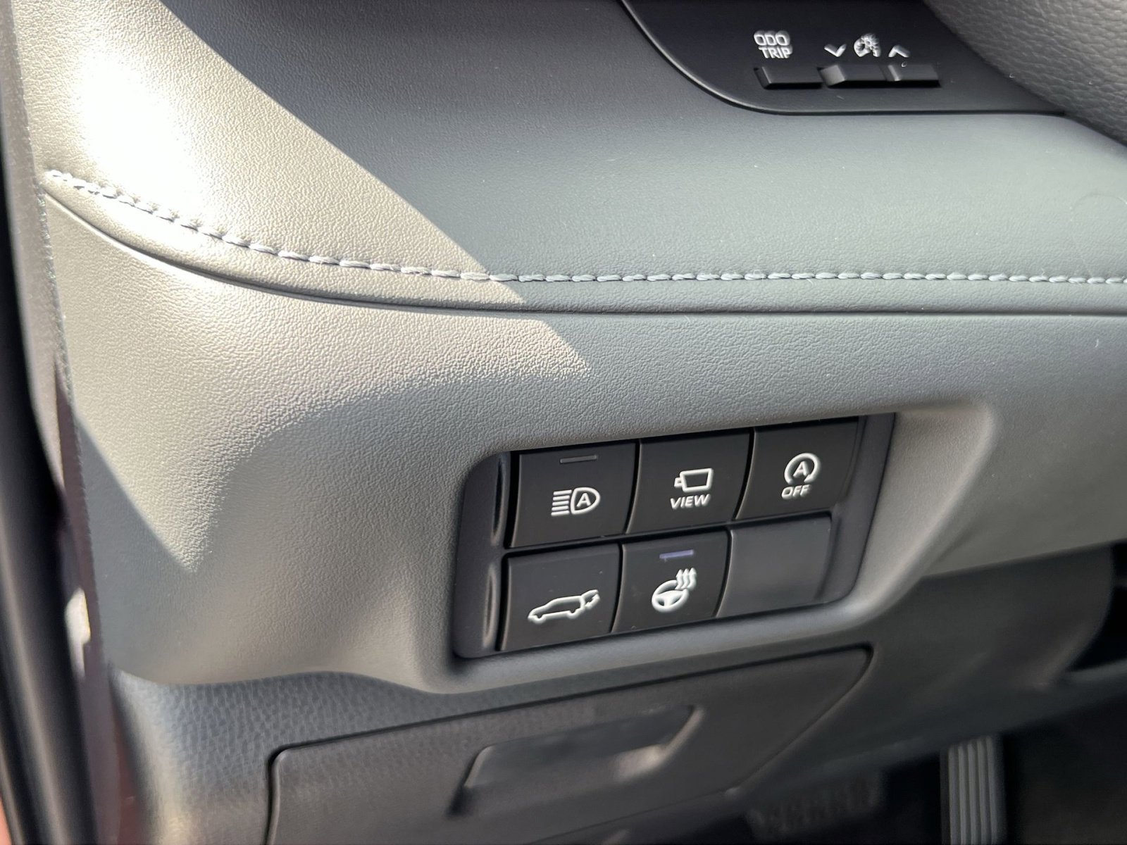 New 2025 Toyota Highlander Platinum image 23