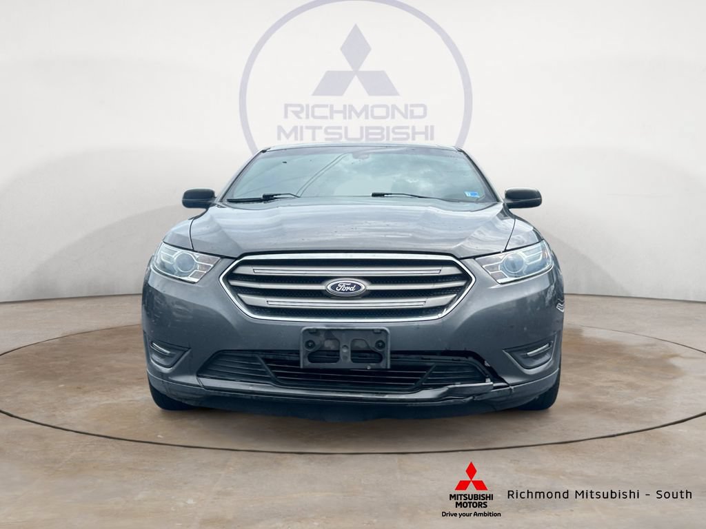 Used 2015 Ford Taurus SEL FWD image 8