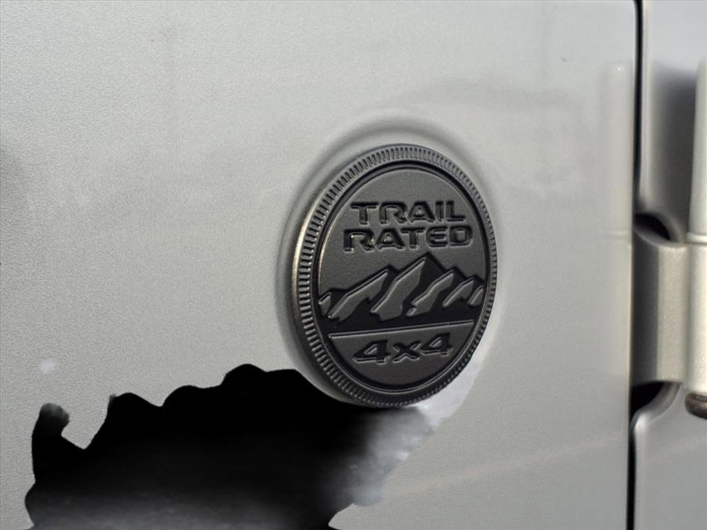 Used 2024 Jeep Wrangler Sport S image 30