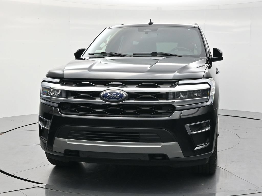 Used 2022 Ford Expedition Max Limited AWD/4WD image 2