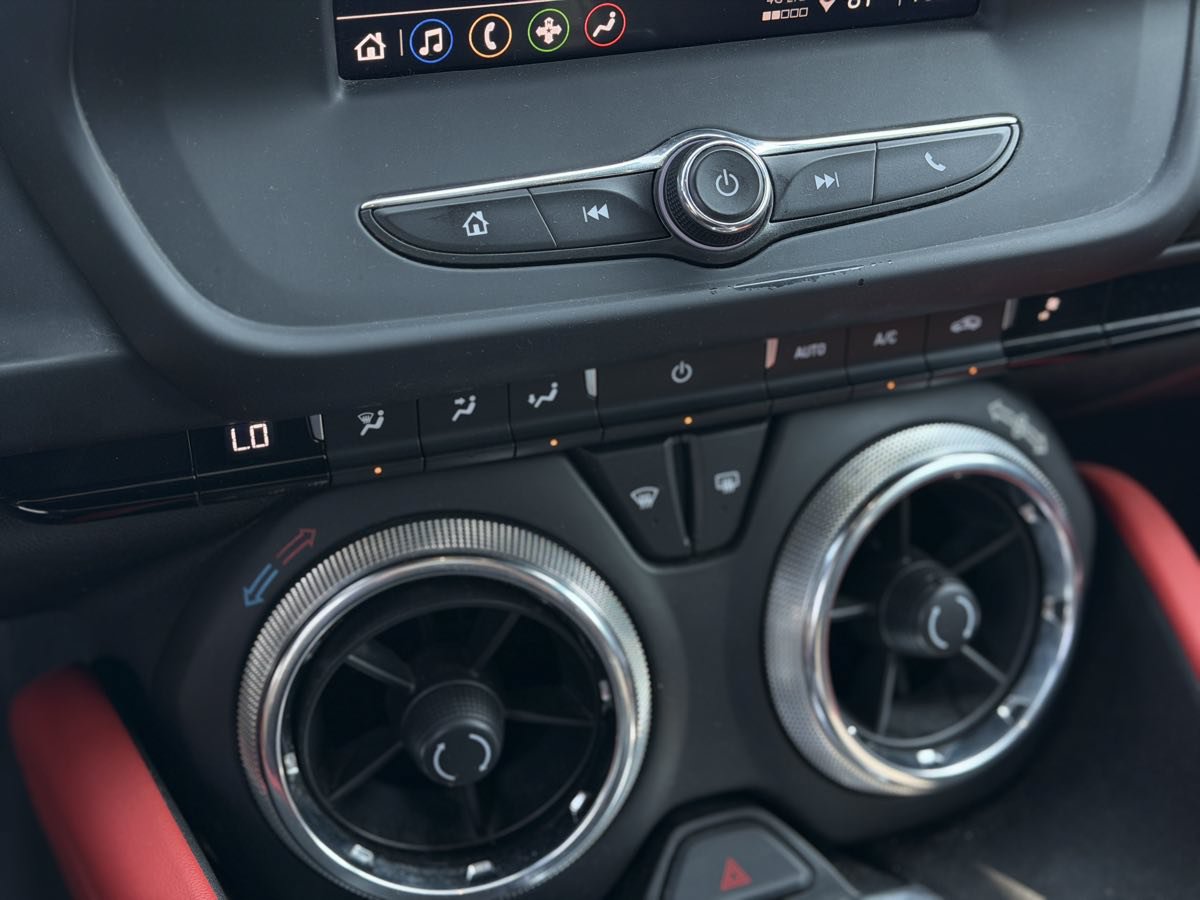 Used 2022 Chevrolet Camaro LT w/ Redline Edition RWD image 23