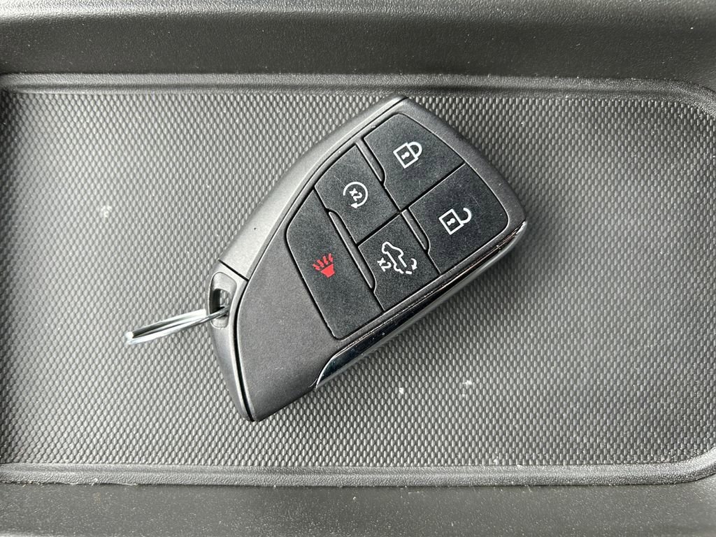 Used 2023 Chevrolet Silverado 1500 LT image 33
