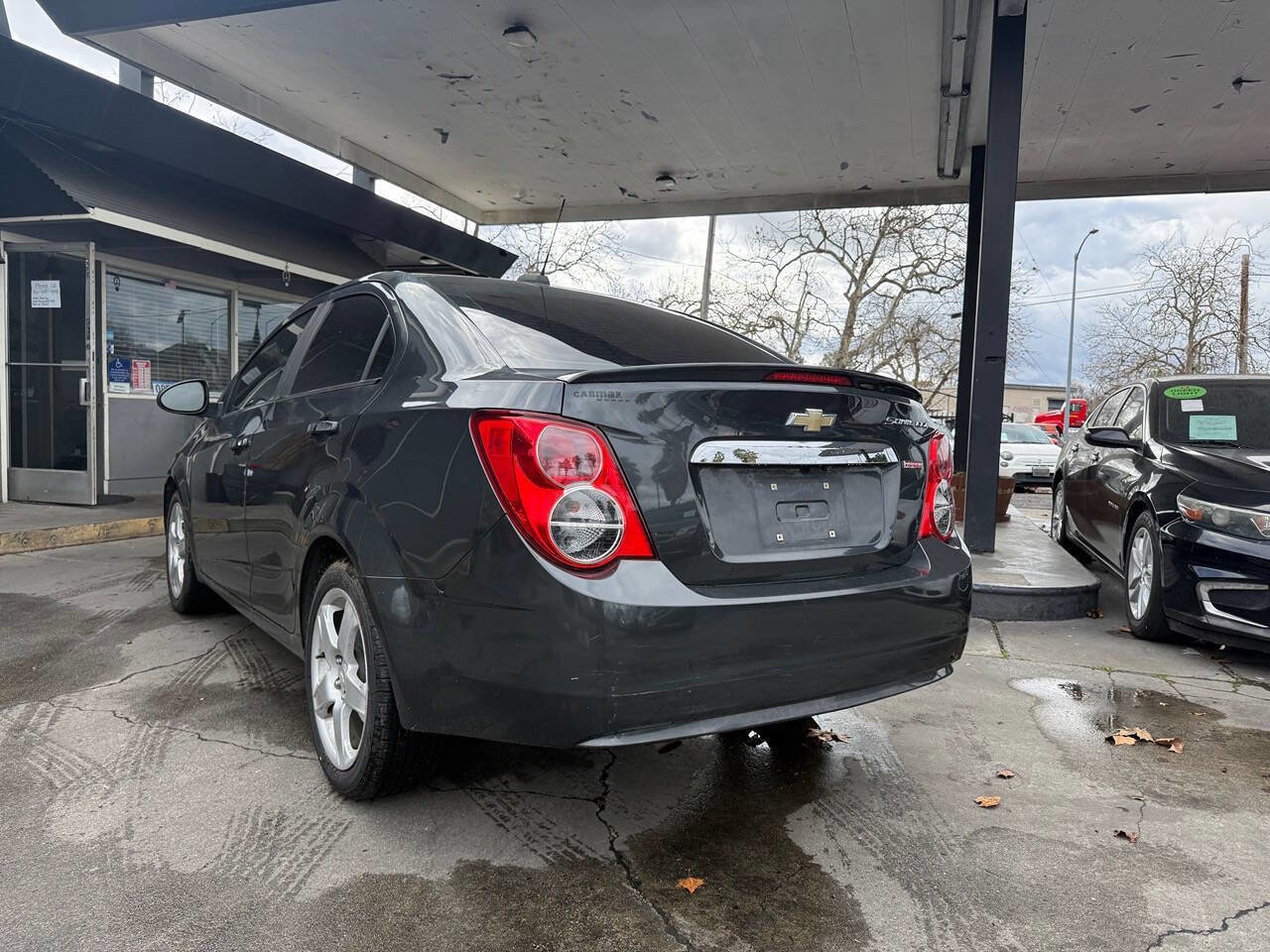 Used 2015 Chevrolet Sonic LTZ image 38