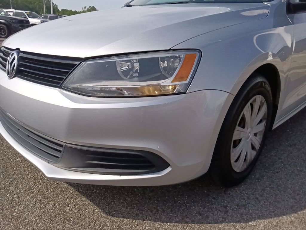 Used 2013 Volkswagen Jetta S FWD image 9