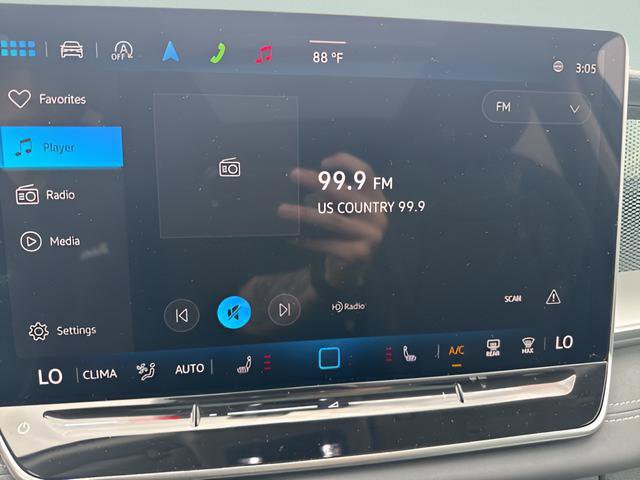 New 2025 Volkswagen Tiguan SE image 11