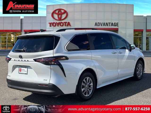 Certified 2026 Toyota Sienna XLE AWD/4WD image 7