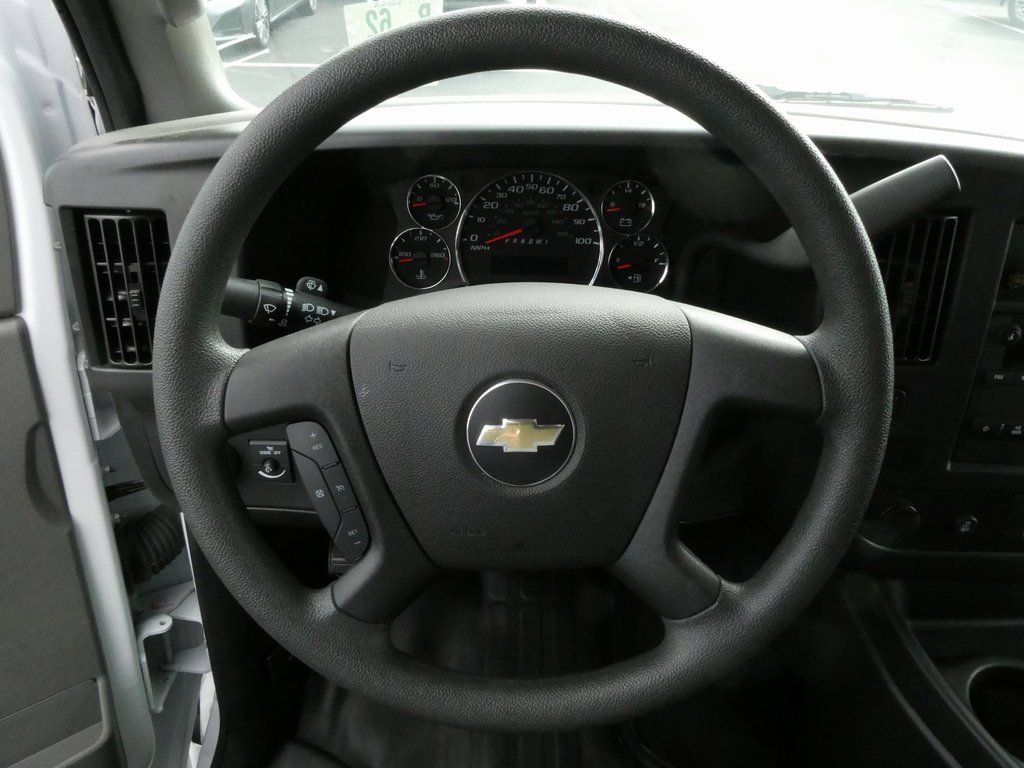 Used 2024 Chevrolet Express 2500 w/ Driver Convenience Package image 5