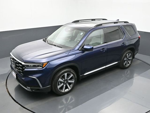 Used 2025 Honda Pilot Elite image 15