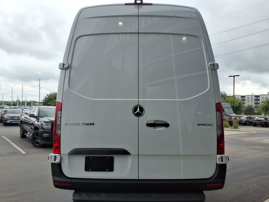 New 2026 Mercedes-Benz Sprinter 2500 image 5