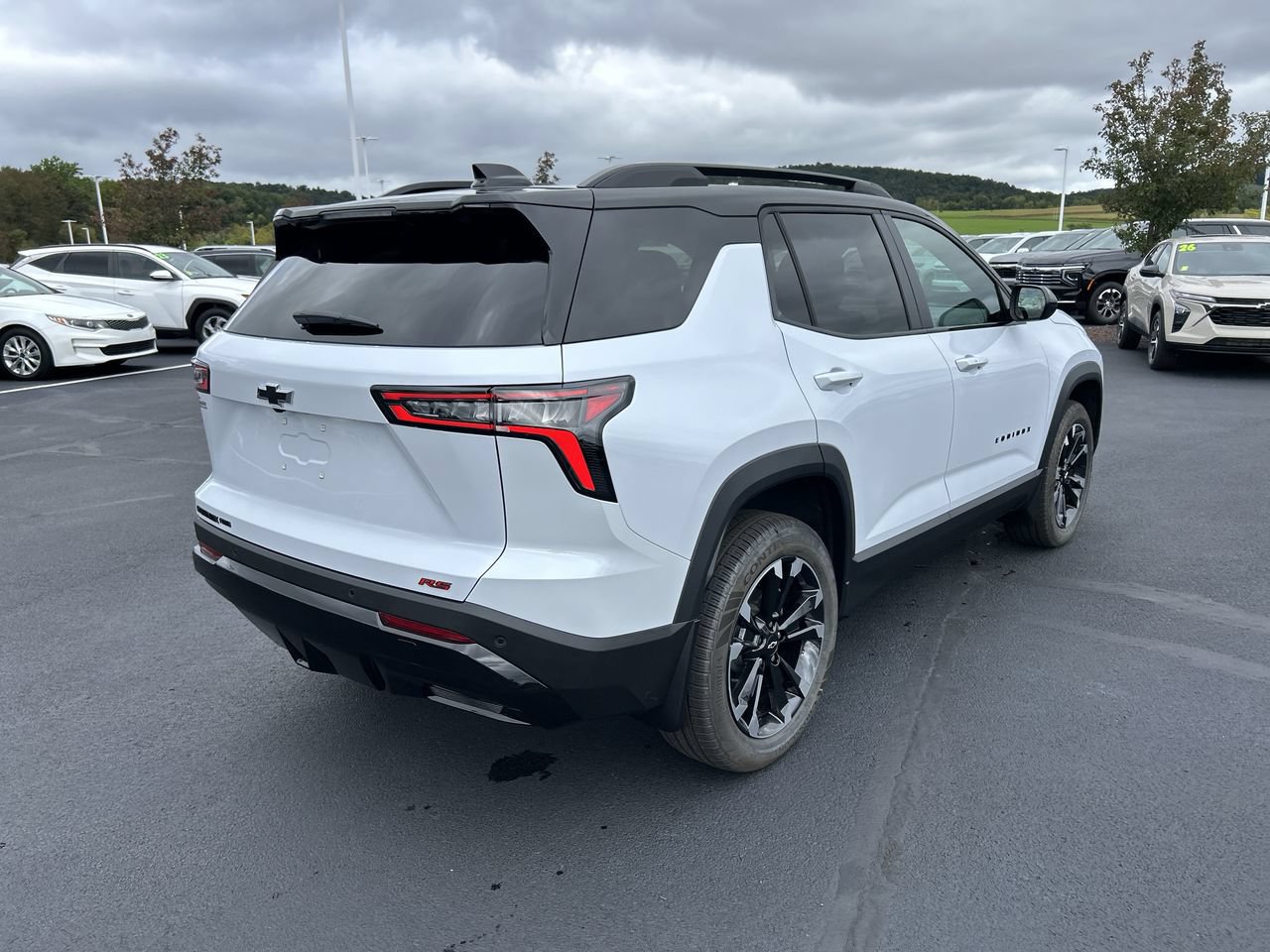 New 2027 Chevrolet Equinox RS w/ Convenience Package III AWD/4WD image 7