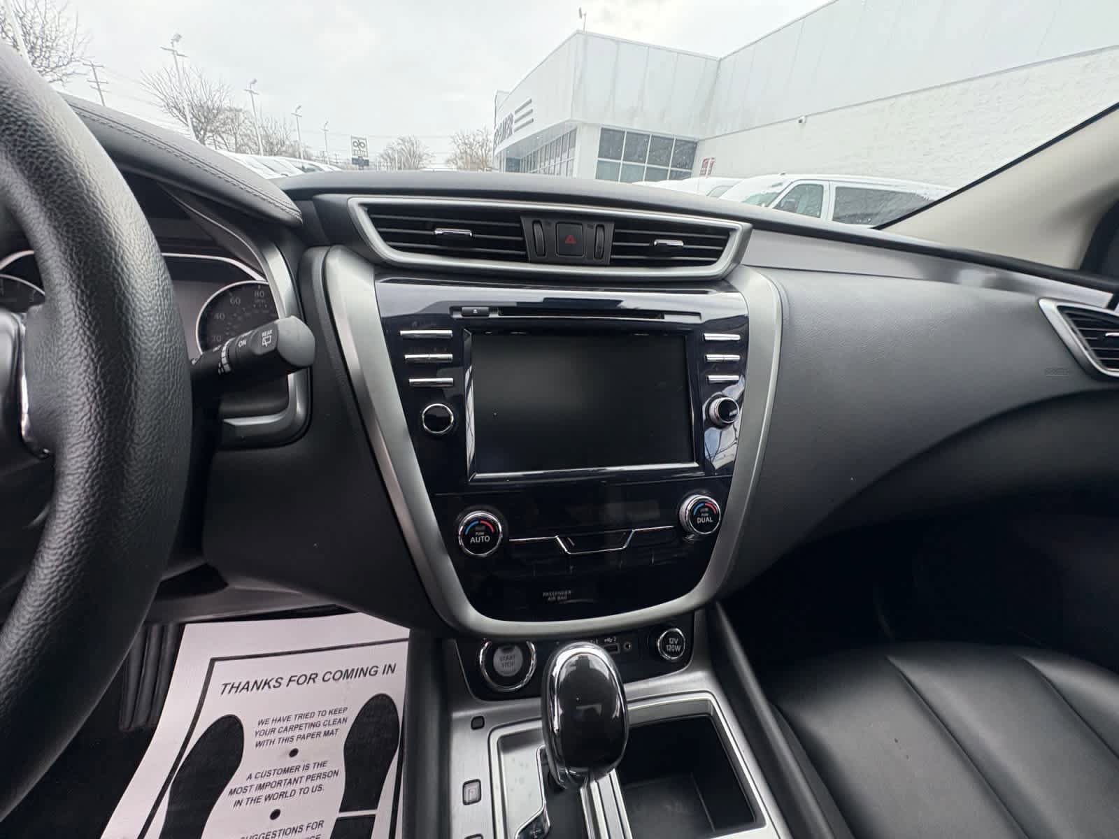 Used 2024 Nissan Murano SV AWD/4WD image 18