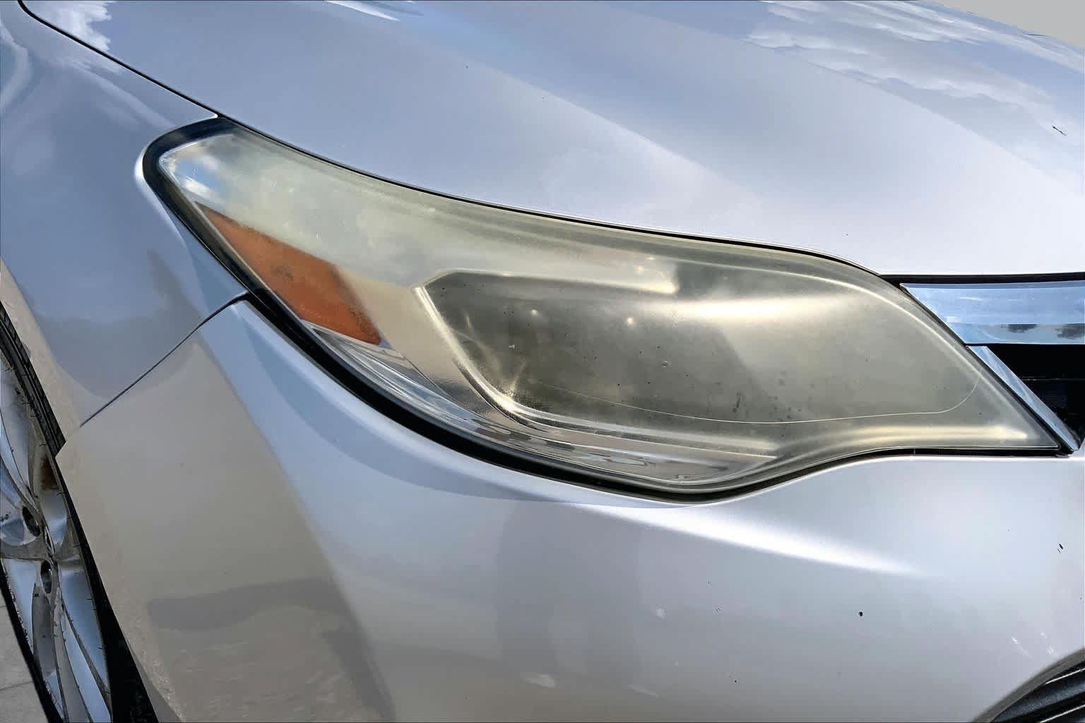 Used 2013 Toyota Avalon XLE Touring FWD image 27
