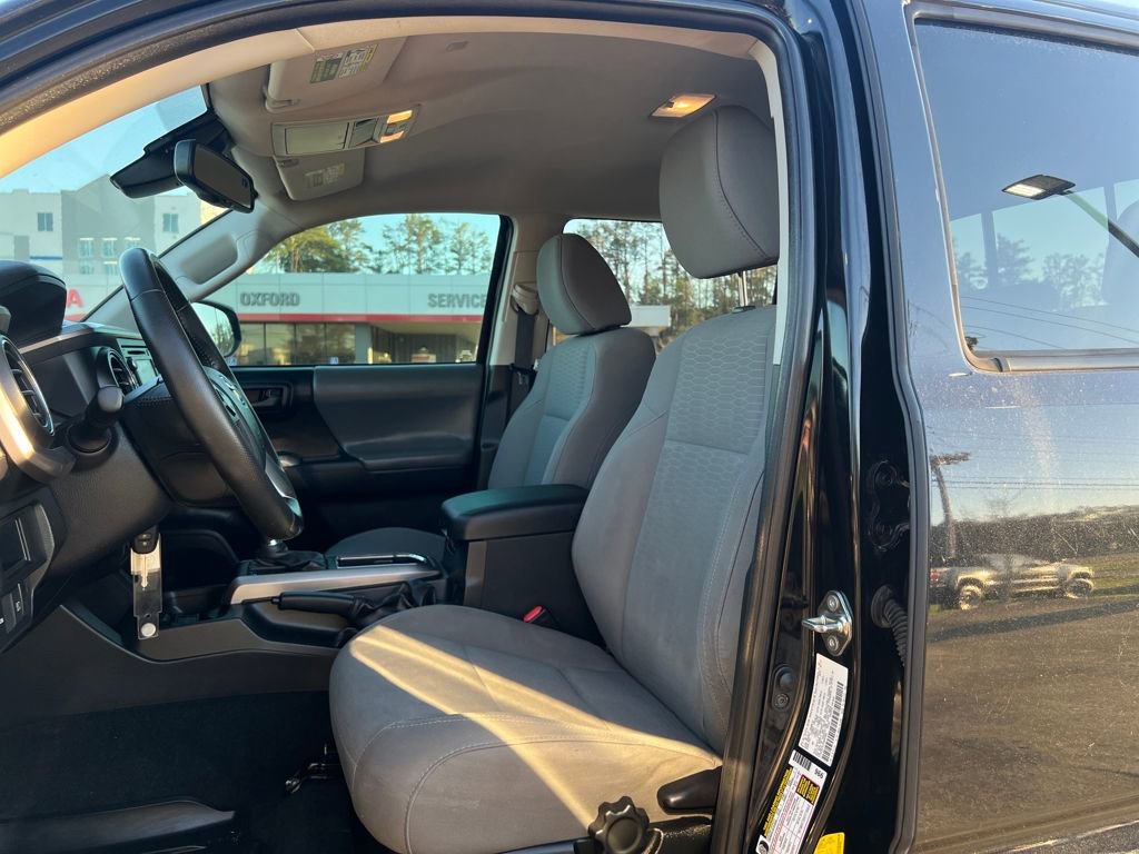 Used 2019 Toyota Tacoma SR5 image 10