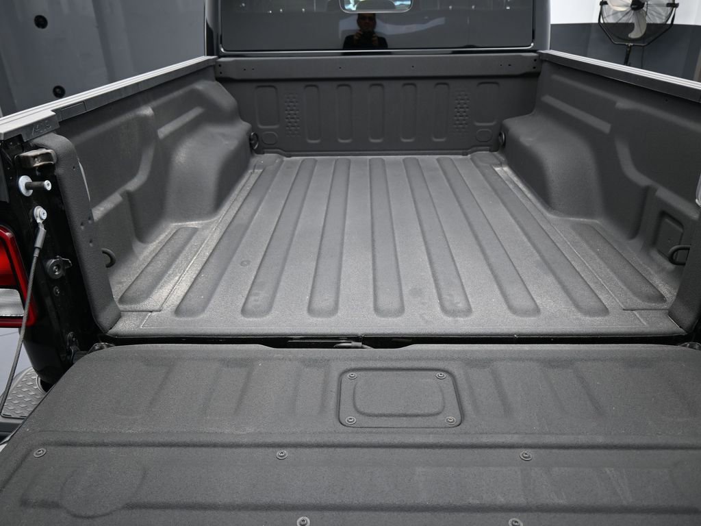 Used 2024 Jeep Gladiator Sport w/ Premium Package image 41