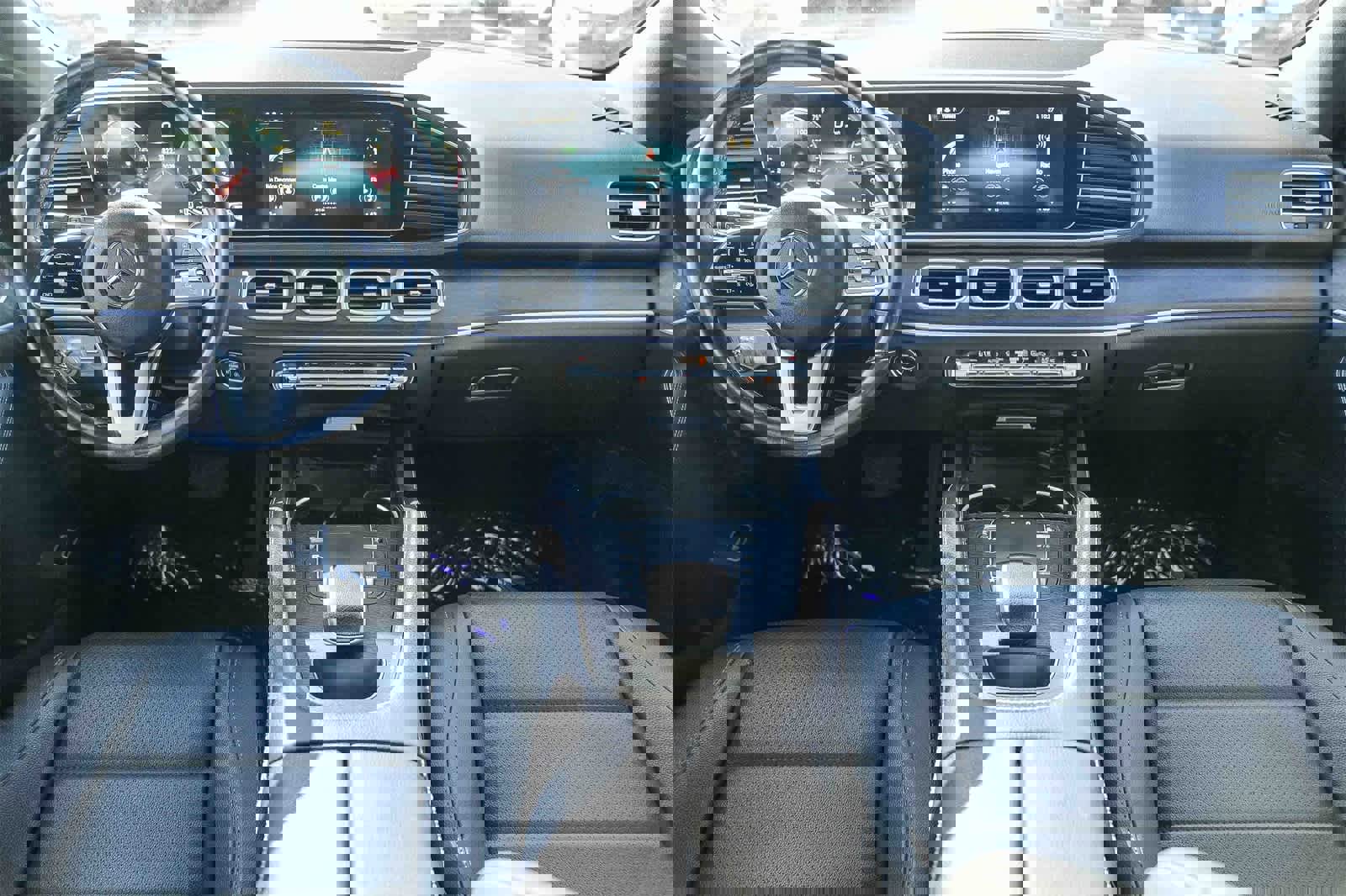 Used 2022 Mercedes-Benz GLE 350 4MATIC image 11