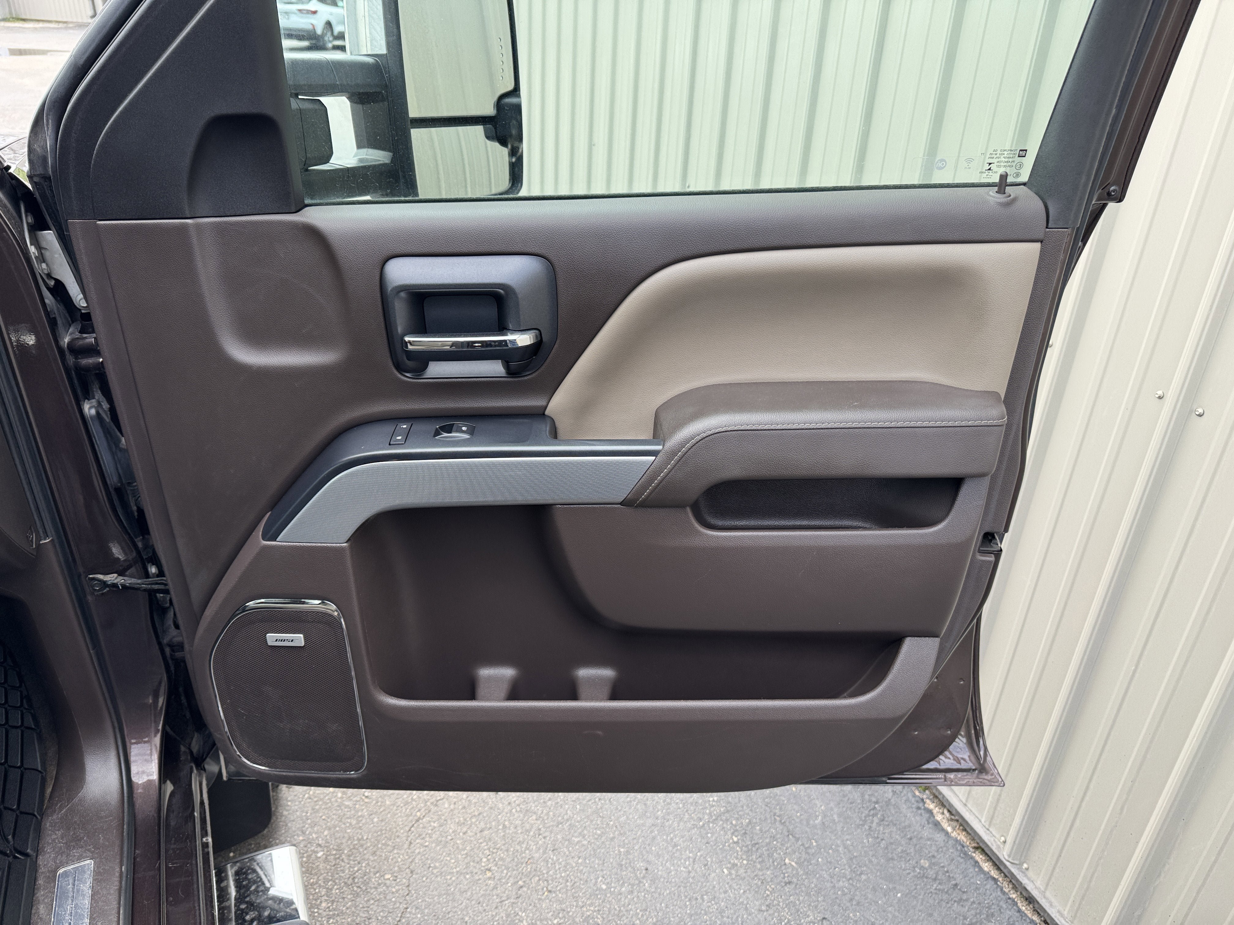 Used 2016 Chevrolet Silverado 2500 LTZ w/ Duramax Plus Package AWD/4WD image 29