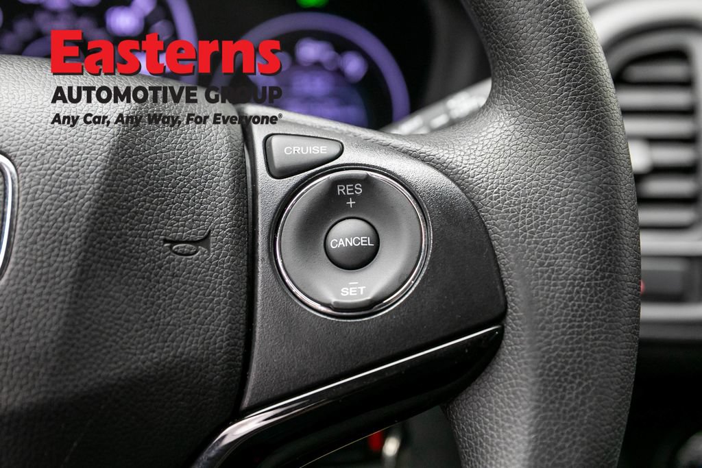 Used 2022 Honda HR-V LX image 16