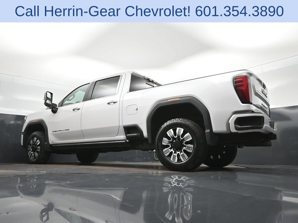 Used 2024 GMC Sierra 2500 Denali w/ Denali Reserve Package AWD/4WD image 42