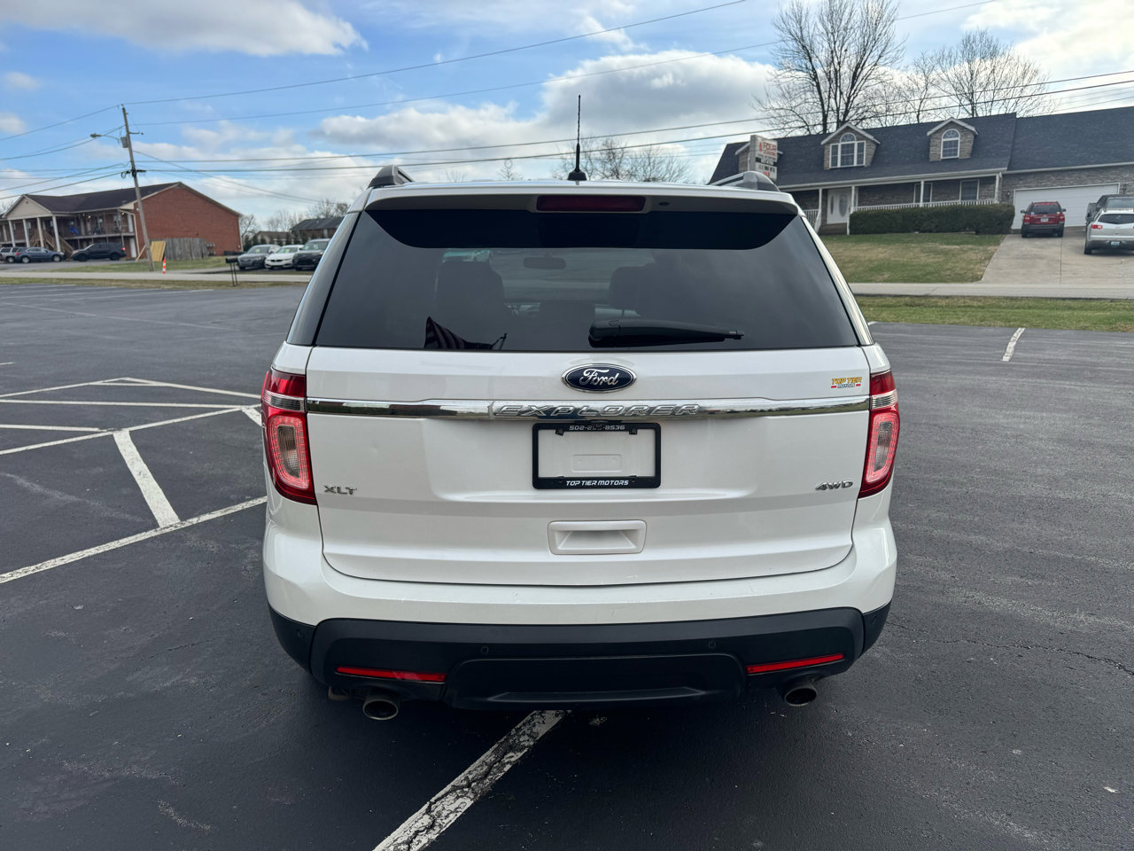 Used 2013 Ford Explorer XLT image 8